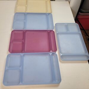 Vintage Tupperware divided dining trays